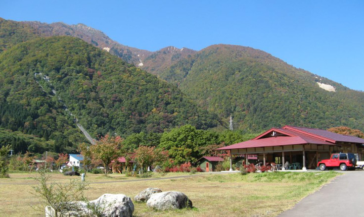 ひらせ温泉キャンプサイト